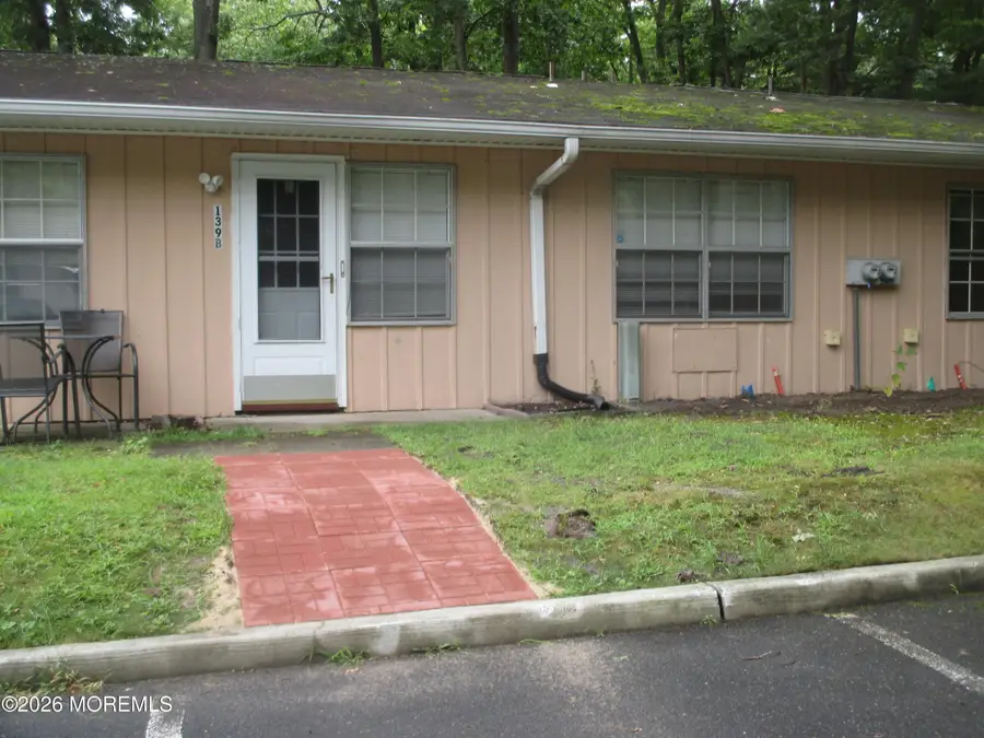 139 Farrington Court #B, Lakewood, NJ 08701 - #2