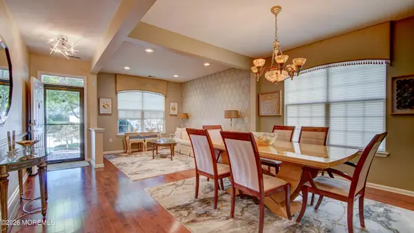 28 Silver Charm Road, Manalapan, NJ 07726