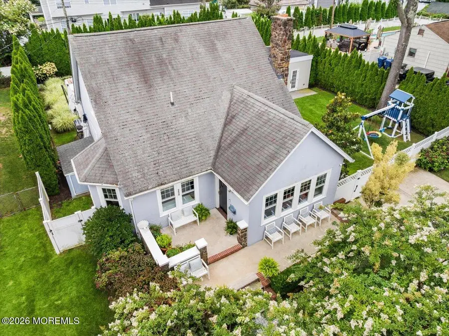 258 Lawrence Avenue, Oakhurst, NJ 07755 - #3