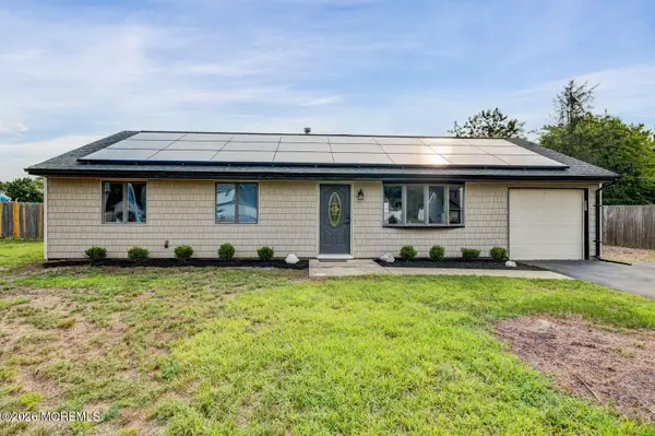 56 Georgetown Boulevard, Barnegat, NJ 08005
