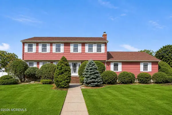 23 Ridge Road, West Long Branch, NJ 07764
