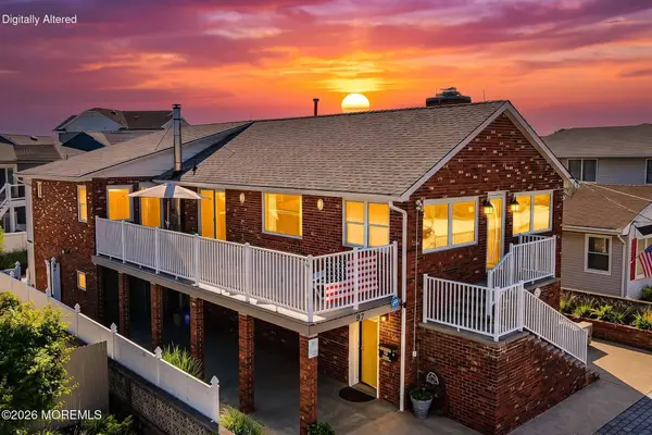 97 Dickman Drive, Lavallette, NJ 08735