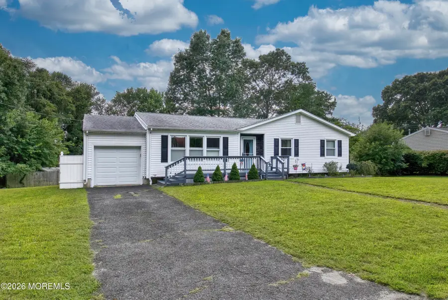 120 Algonquin Trl., Brick, NJ 08724 - #3