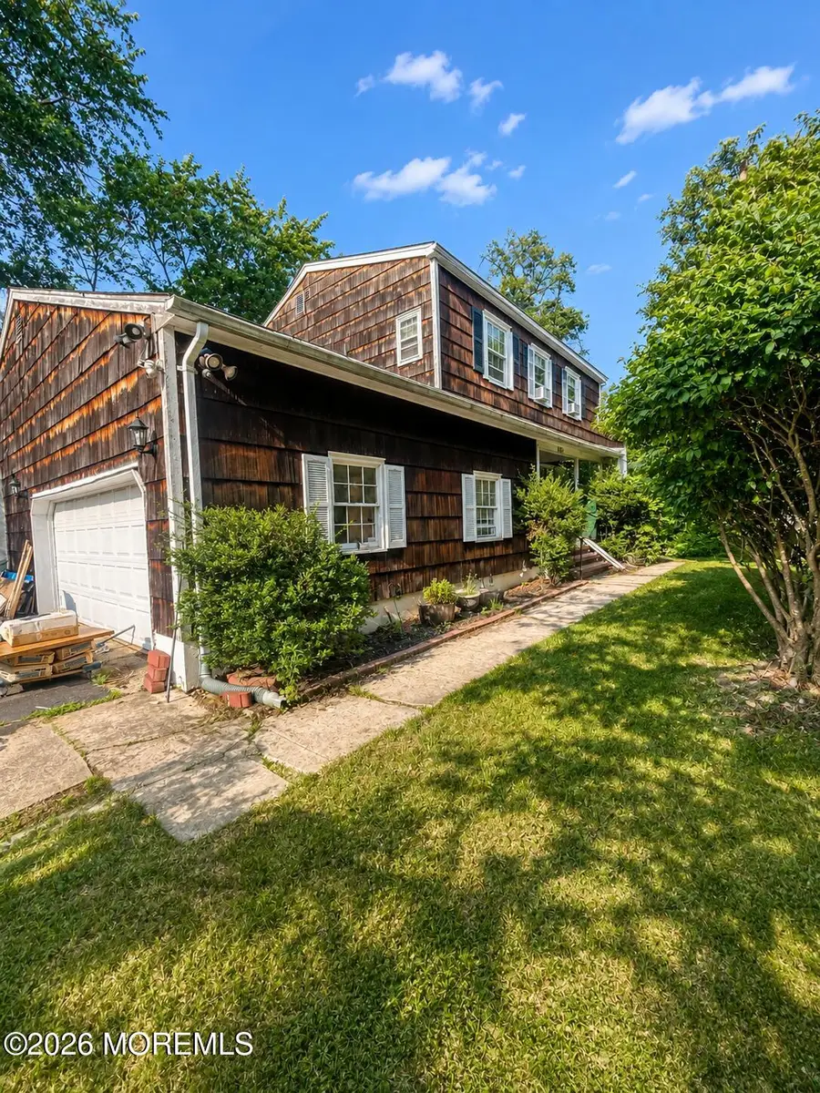 333 Lincoln Avenue, Oakhurst, NJ 07755 - #2