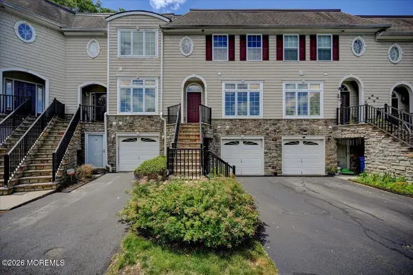 12 Jensen Court, Old Bridge, NJ 08857