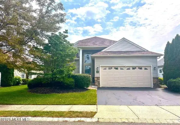 12 Lorenzo Road, Manchester, NJ 08759