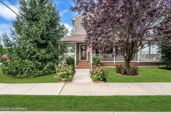 106 Perry Street, Keyport, NJ 07735