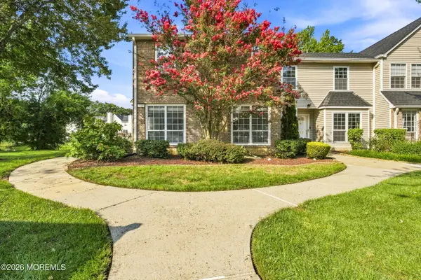 177 Nantucket Place, Morganville, NJ 07751