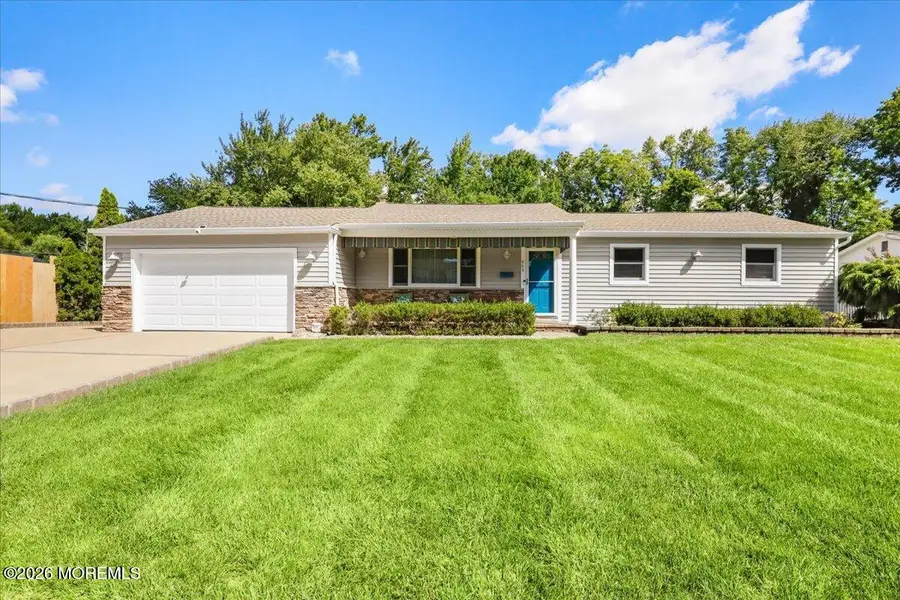 443 Lake Avenue, Oakhurst, NJ 07755 - #2