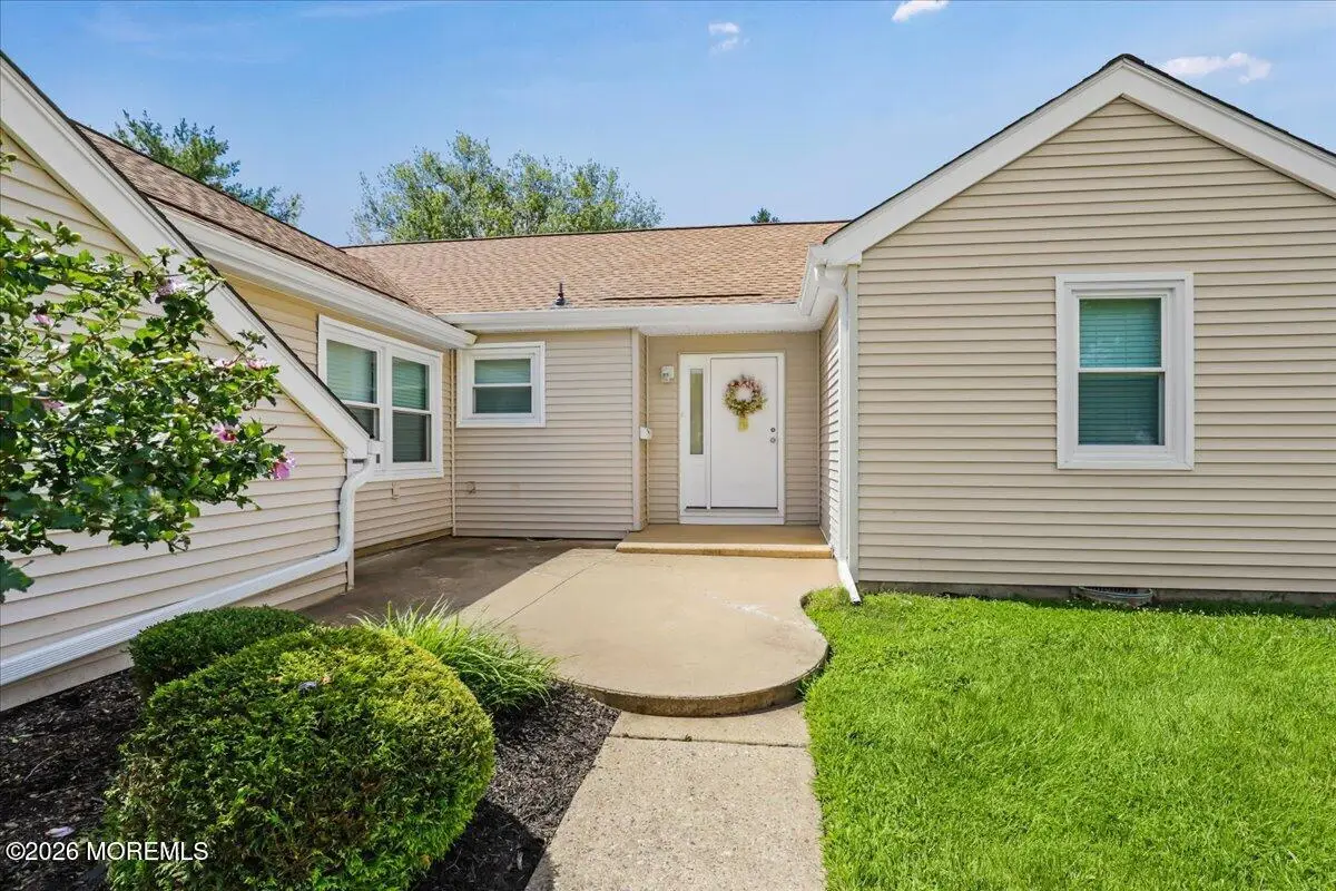 117 Lowens Strasse #A, Freehold, NJ 07728 - #1