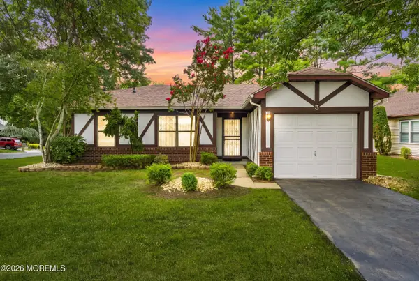 3 Hampton Drive, Marlboro, NJ 07746