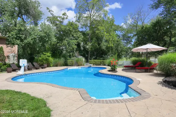 731 Mccormick Drive, Toms River, NJ 08753