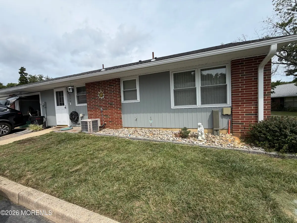 572A Sheffield Court, Lakewood, NJ 08701 - #1