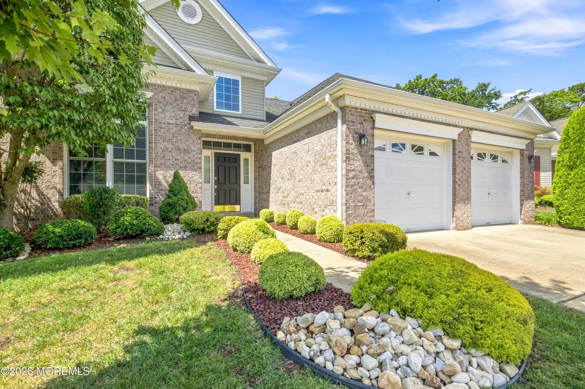 16 Bay Hill Road, Jackson, NJ 08527 - #1