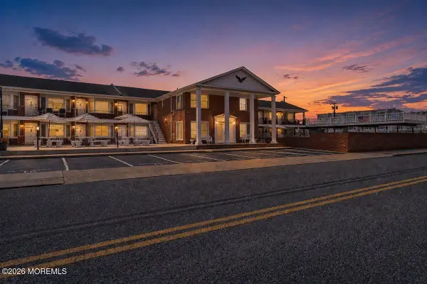 402 Saint Paul Avenue #205, Wildwood, NJ 08260