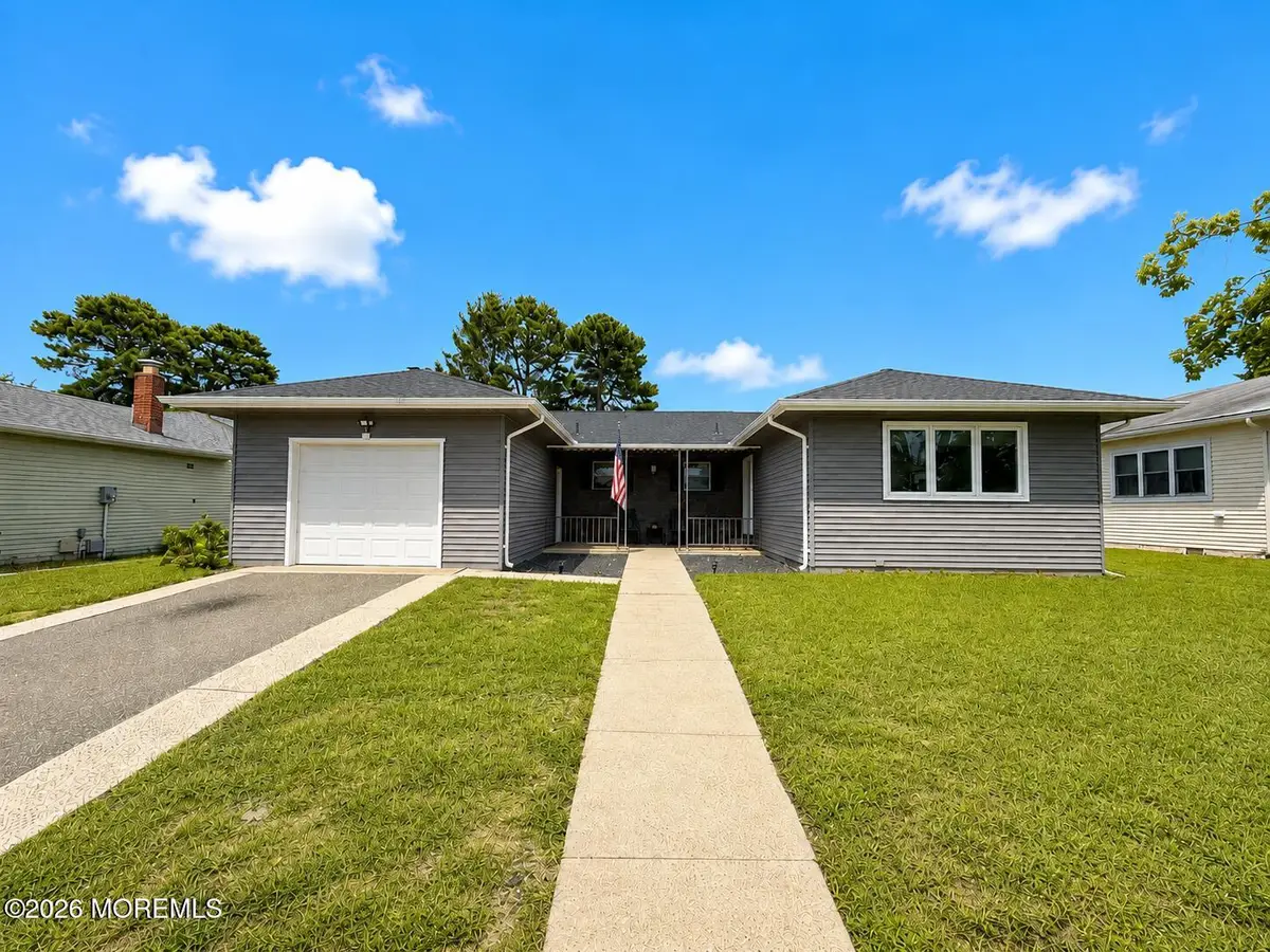 8 Buena Visa Drive, Toms River, NJ 08757 - #1