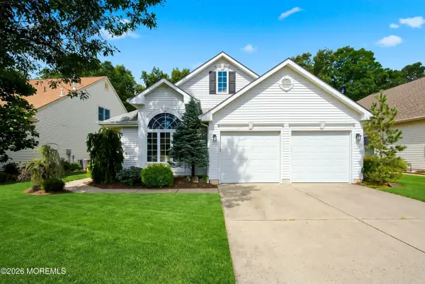 64 Merion Lane, Jackson, NJ 08527