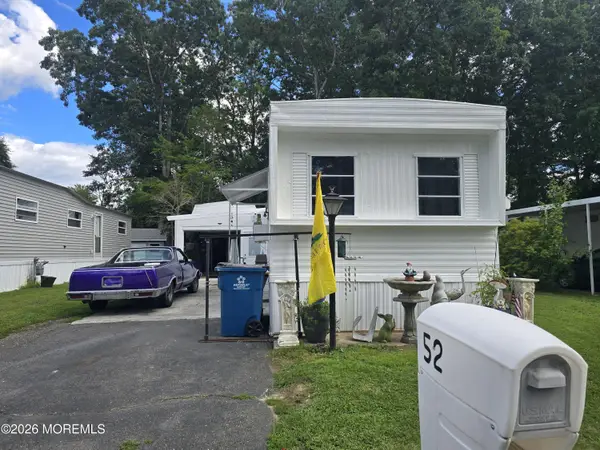 52 Antonia Drive, Jackson, NJ 08527
