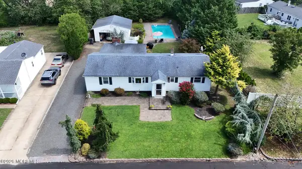 23 Lark Lane, Brick, NJ 08724
