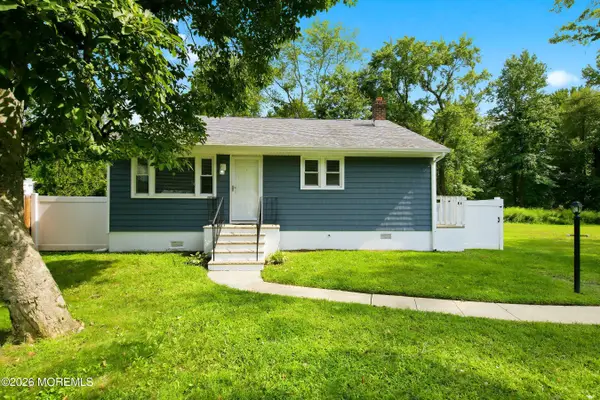 13 Charles Street, Matawan, NJ 07747