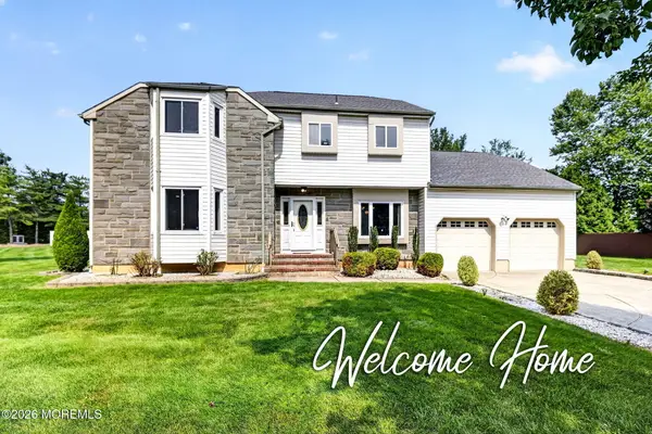 1 Cherry Creek Drive, Matawan, NJ 07747