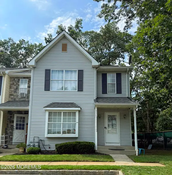 534 Davids Court, Lakewood, NJ 08701