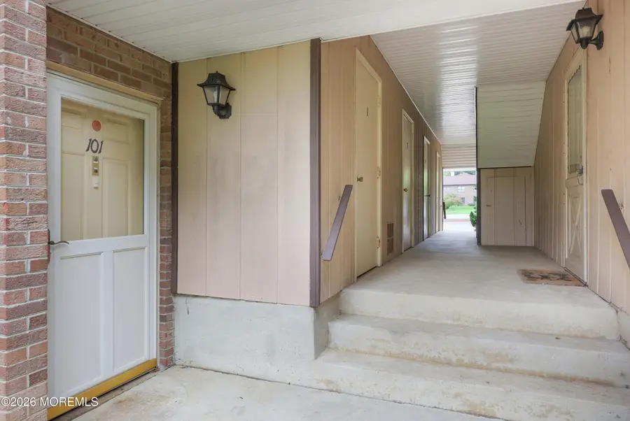 101 Wellington Place #101, Matawan, NJ 07747 - #2
