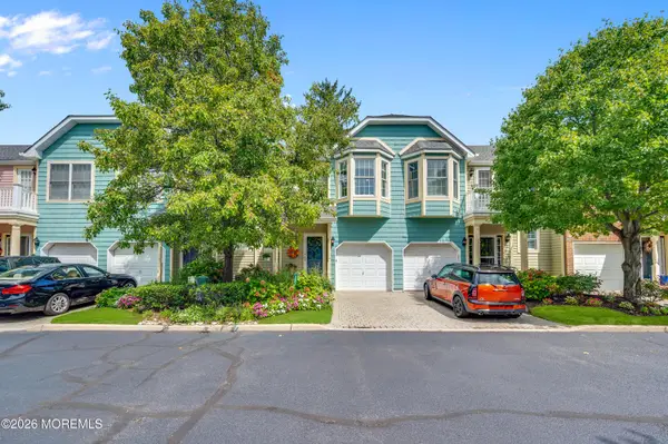 7 Waterford Way, Spring Lake Heights, NJ 07762