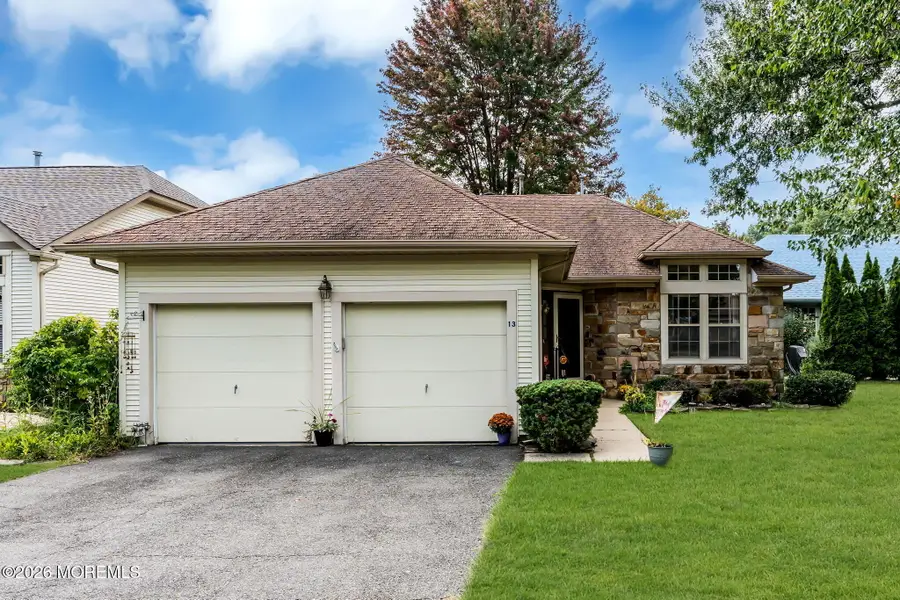 13 Sedgwick Square, Jackson, NJ 08527 - #2