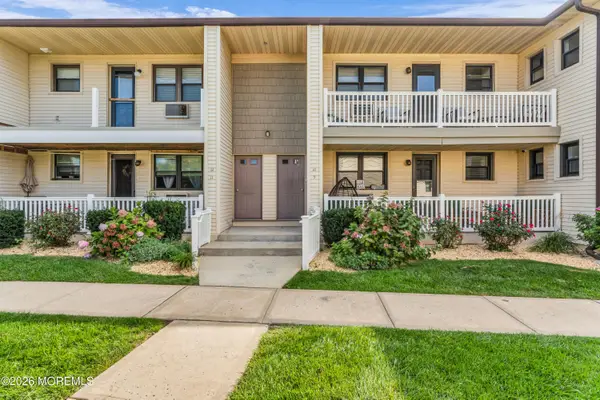 9 Wharfside Drive, Monmouth Beach, NJ 07750