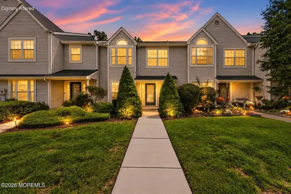 496 Cottonwood Court, Howell, NJ 07731