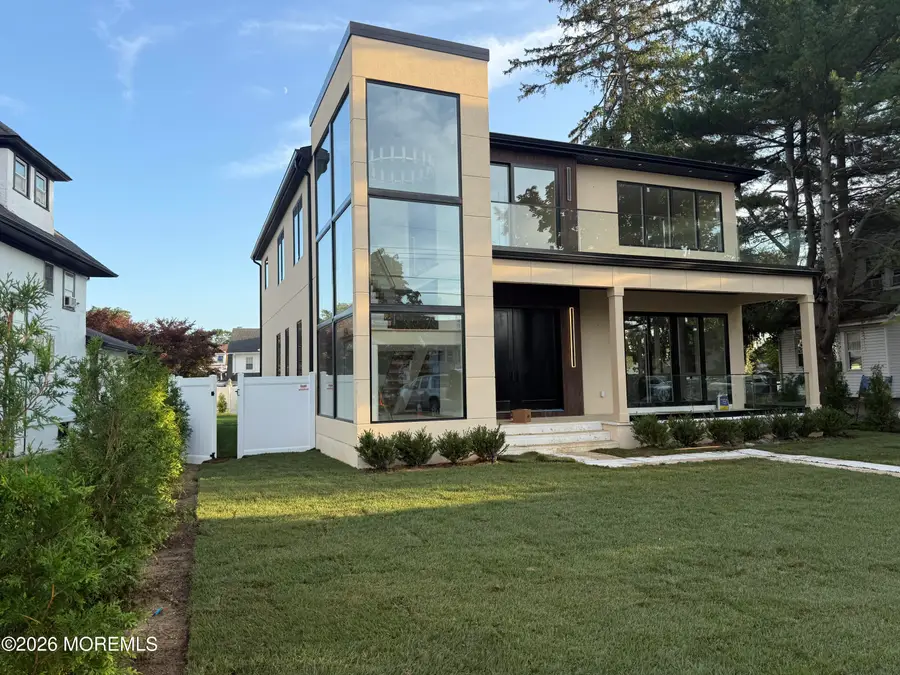 5 Royal Place, Long Branch, NJ 07740 - #3