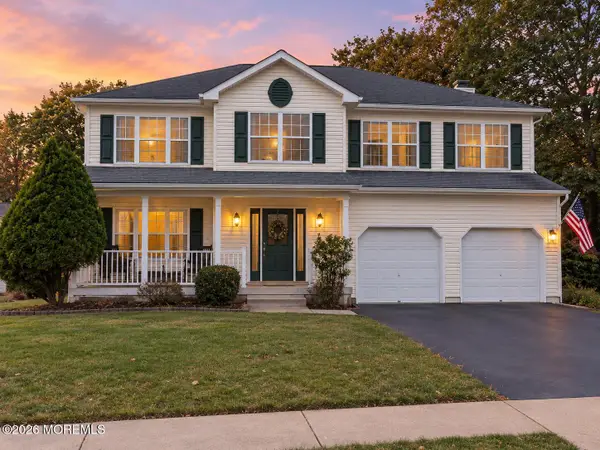 2 Diamond Lane, Howell, NJ 07731