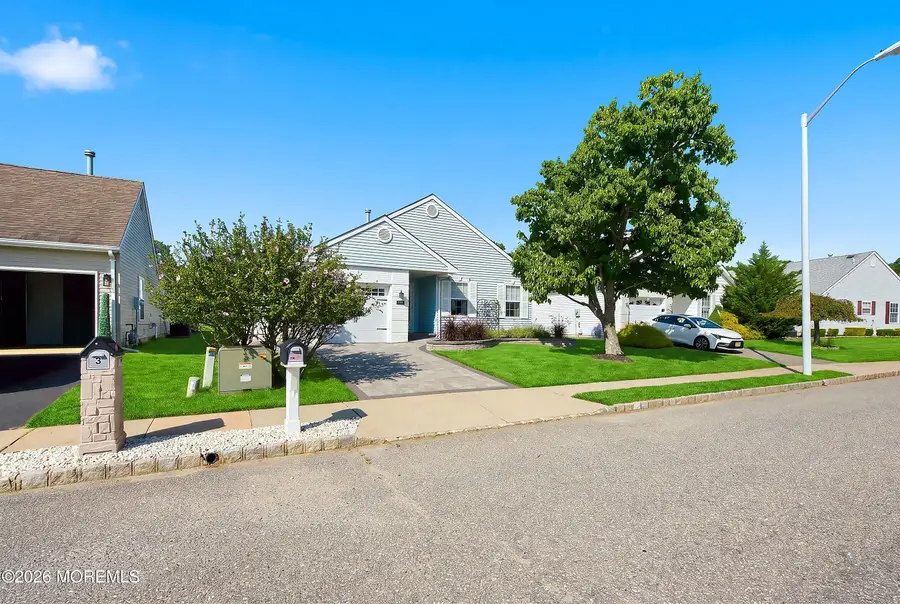 5 Cancun Street, Toms River, NJ 08757 - #2