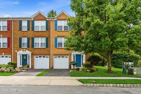 69 Saxton Road #35, Farmingdale, NJ 07727