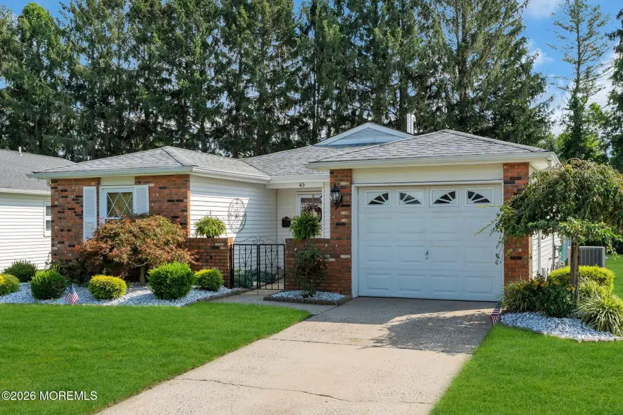 43 Lauren Lane, Brick, NJ 08723 - #2