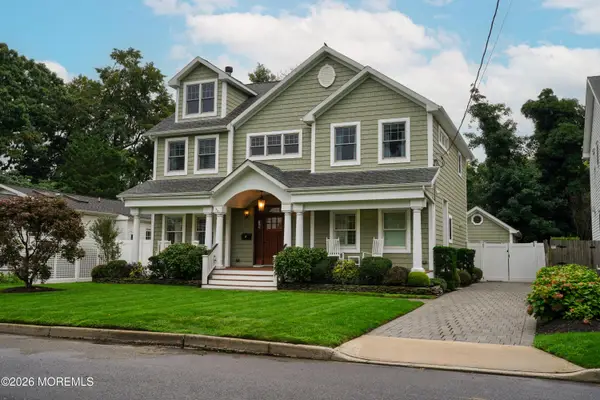 5 Lakeside Avenue, Rumson, NJ 07760