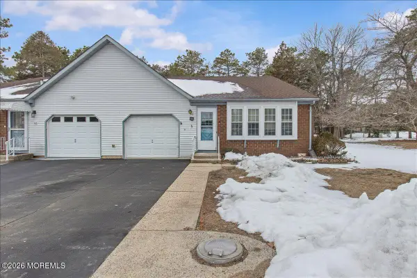 4B Cottage Court, Whiting, NJ 08759