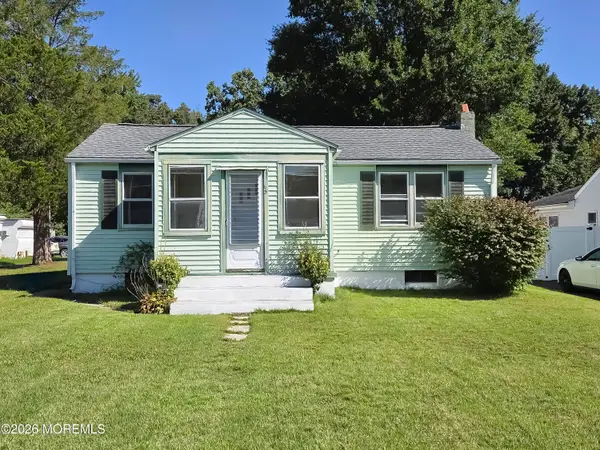 65 Jacobstown Road, New Egypt, NJ 08533