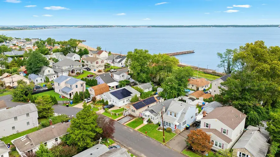 285 Shoreland Circle, South Amboy, NJ 08879 - #2