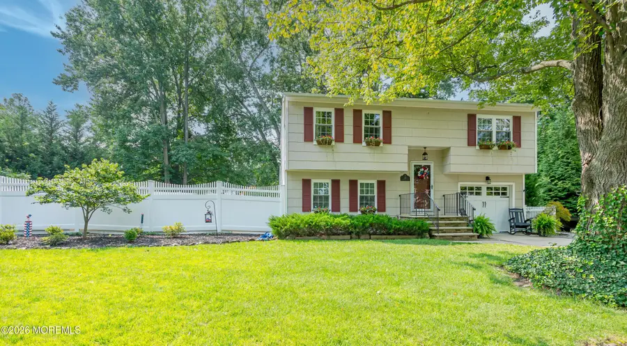 20 Eisenhower Court, Matawan, NJ 07747 - #2