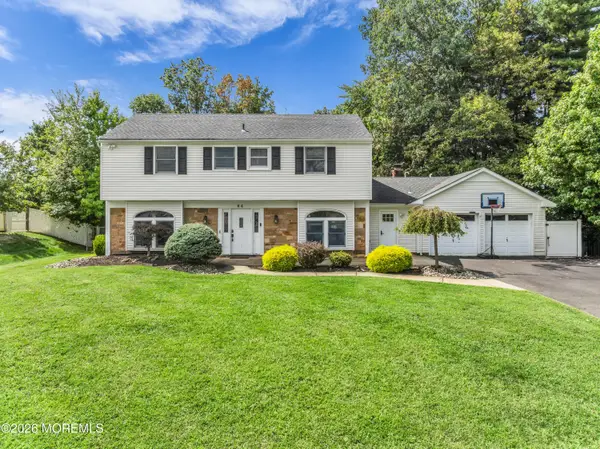 64 Livingston Lane, Manalapan, NJ 07726