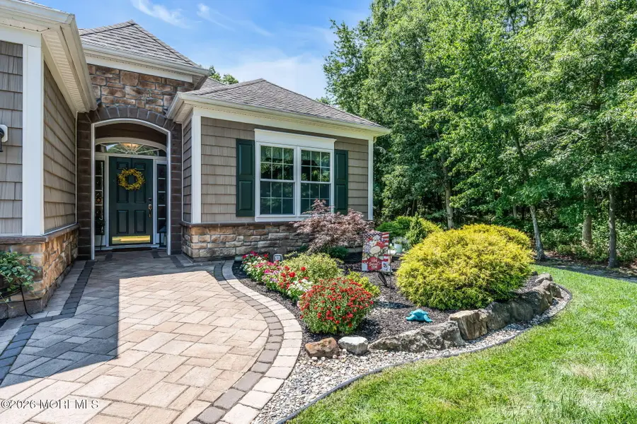 19 Rossini Court, Farmingdale, NJ 07727 - #2