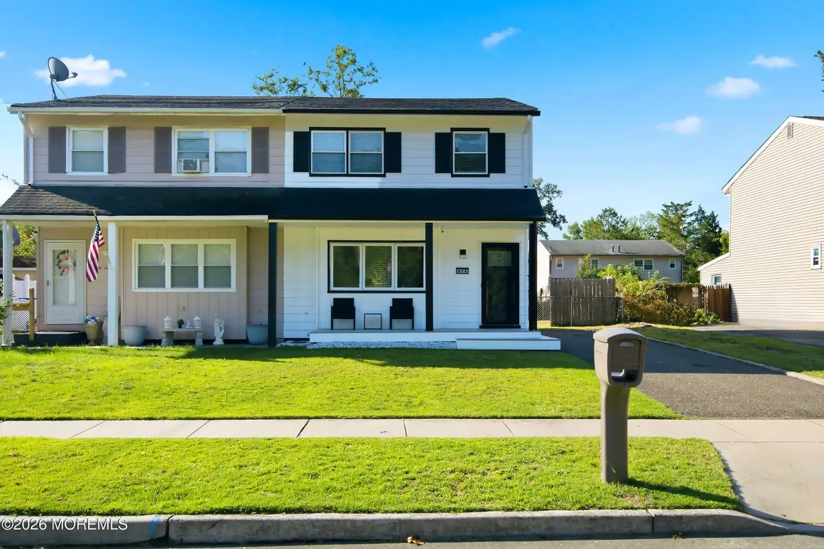 814 Maple Street, Lakehurst, NJ 08733 - #1