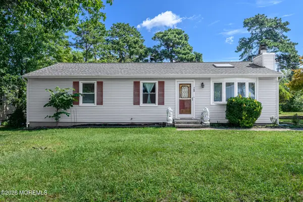 300 Beechmont Street, Toms River, NJ 08757
