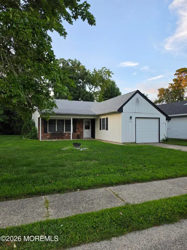 242 Lexington Drive, Little Egg Harbor, NJ 08087