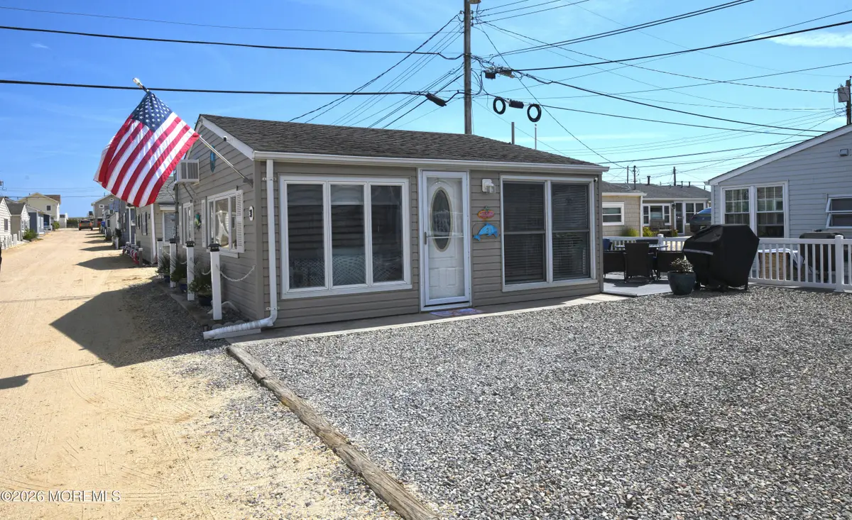 31 Sandpiper Way, Lavallette, NJ 08735 - #1