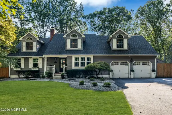 1 Manalapan Woods Drive, Manalapan, NJ 07726