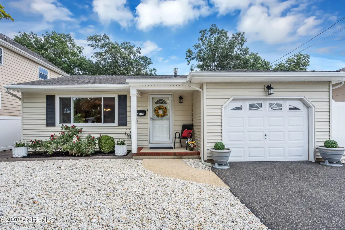 1202 Northstream Parkway, Point Pleasant, NJ 08742 - #1