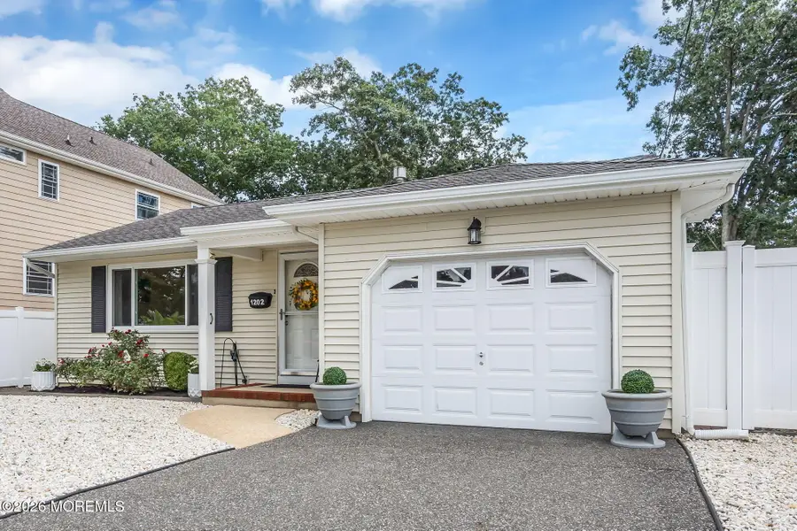 1202 Northstream Parkway, Point Pleasant, NJ 08742 - #2
